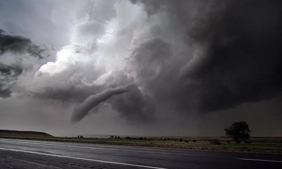 广州从化疑现龙卷风,广州从化龙卷风惊心动魄