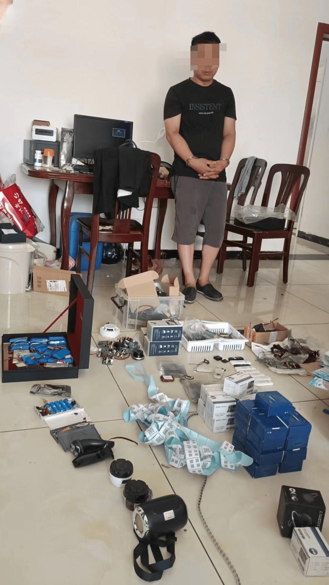 卸去伪装,卸去所有的伪装