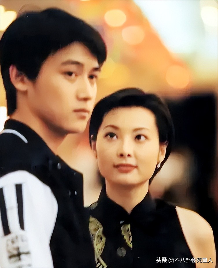 5岁袁立素颜近照曝光露双下巴脸,45岁袁立素颜照曝光