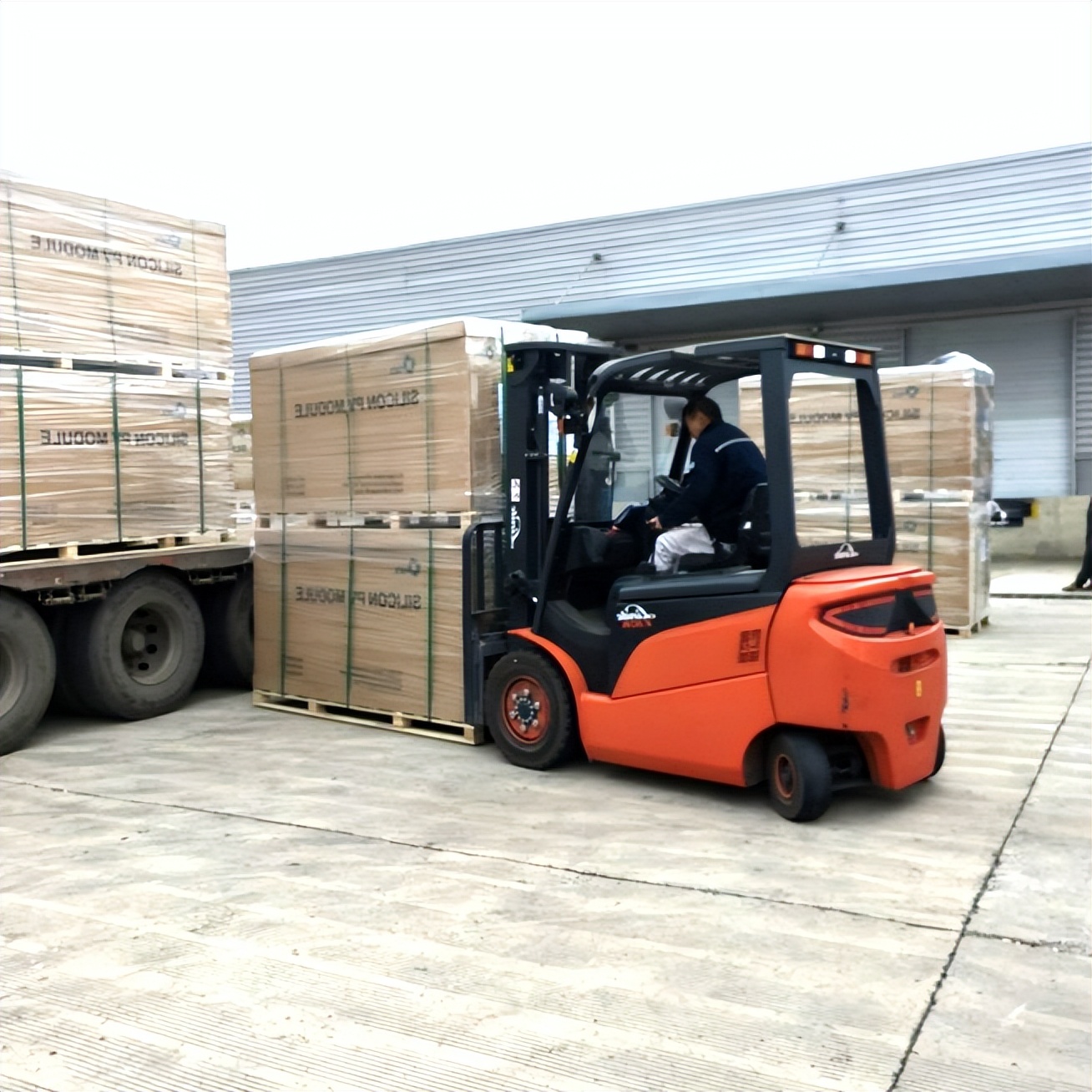 林德荣获“2022年智能光伏制造系统优秀解决方案服务企业”