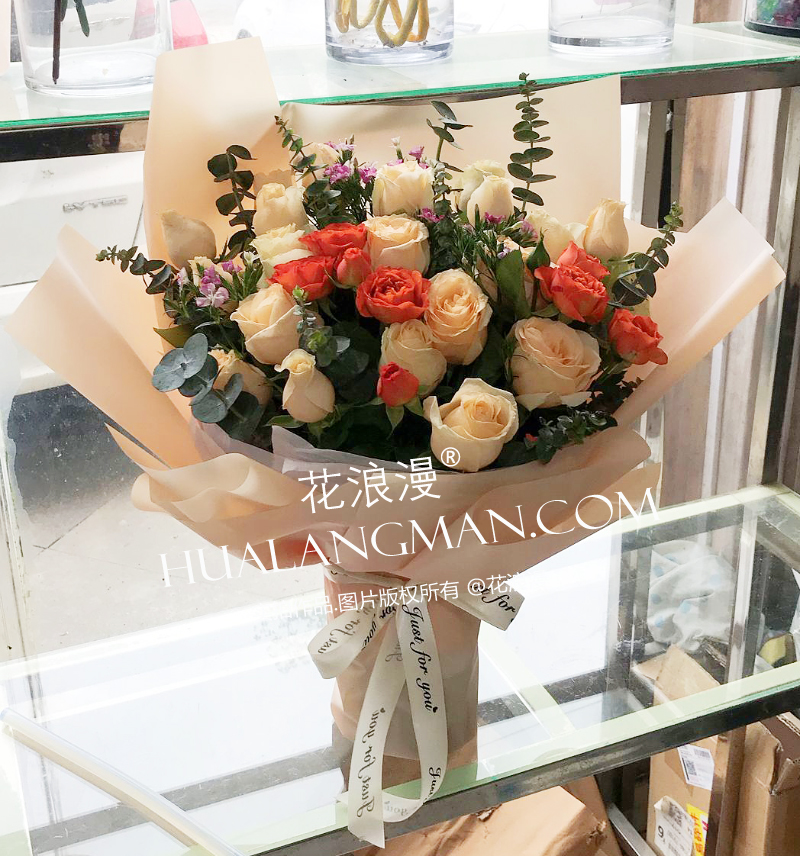 给女友送花什么鲜花比较合适,想给女友送鲜花选花时有什么诀窍