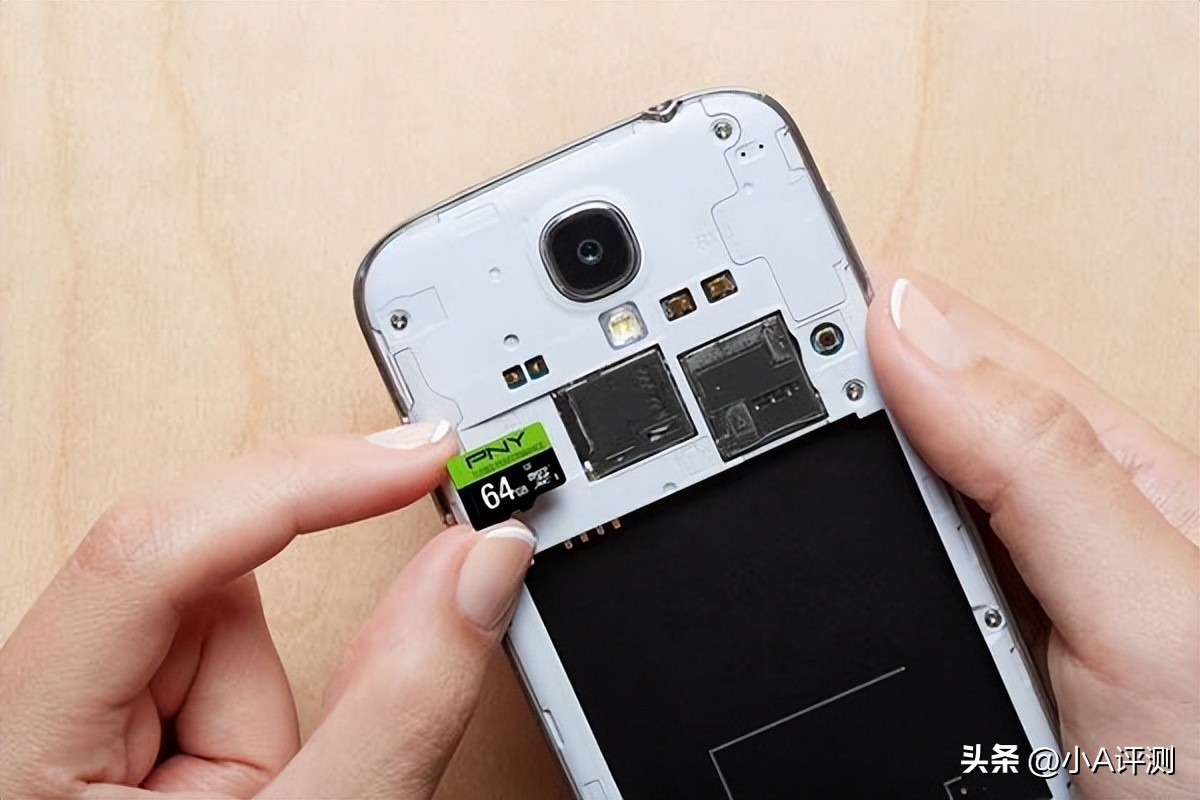 被时代淘汰的功能机,几款被时代抛弃的升降式手机