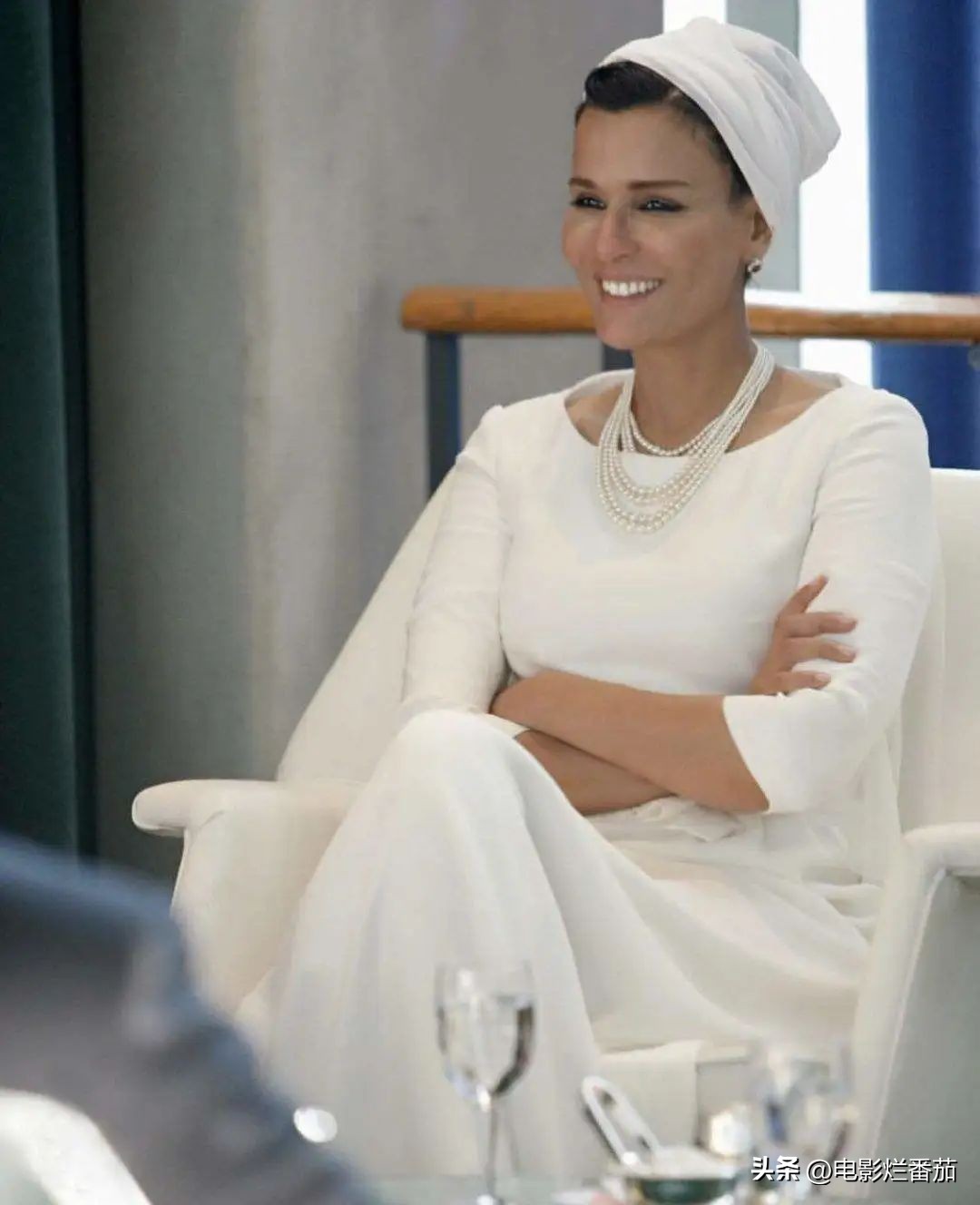 卡塔尔王太后配饰价格,卡塔尔王太后佩戴价值200万的胸针