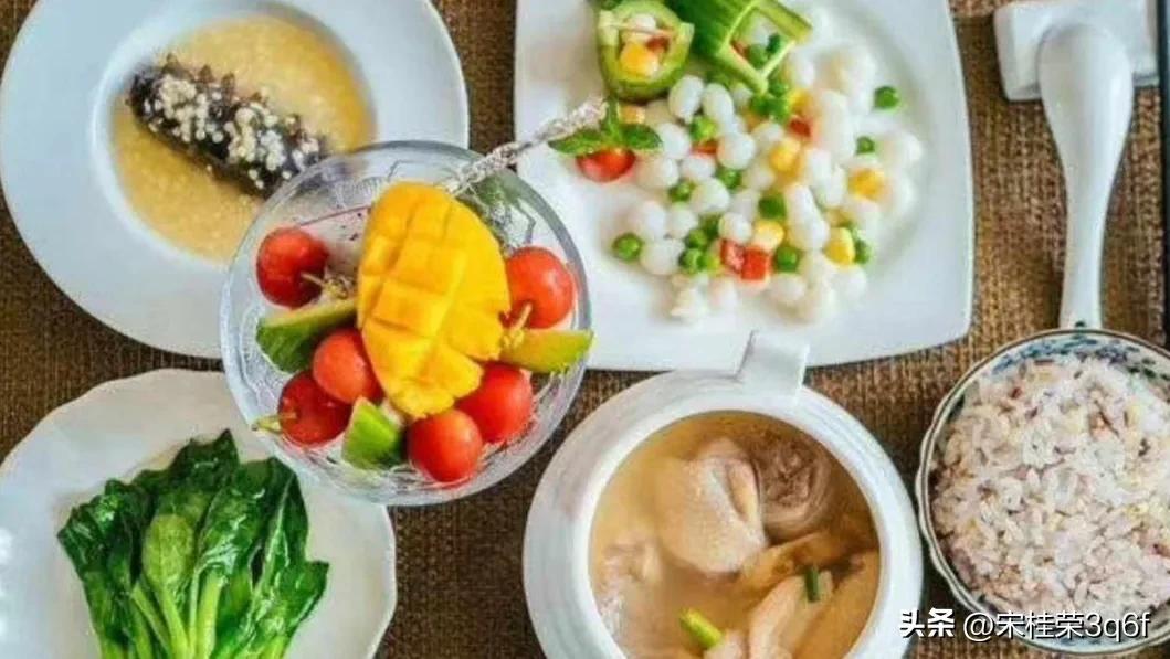 月子期间妈妈如何正确饮食,坐月子期间有哪些饮食误区