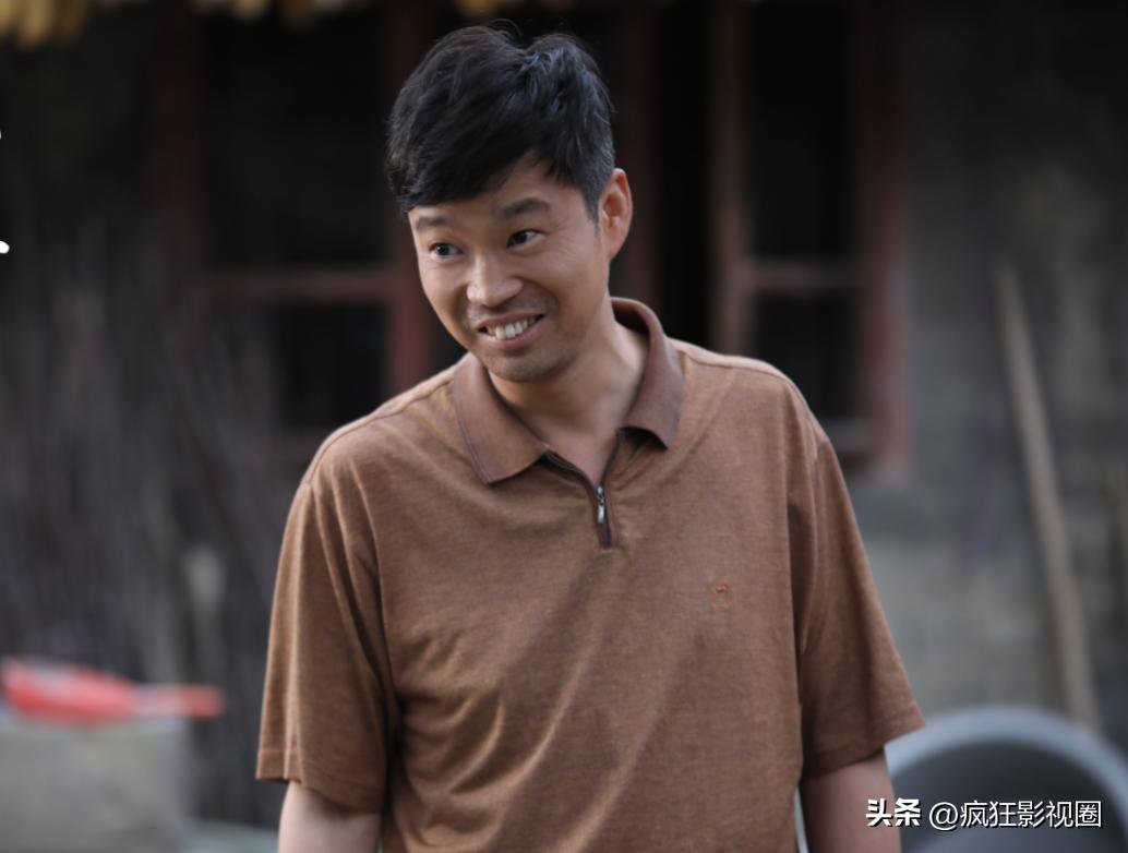 台上老实人，幕后“撒谎精”，这4位男明星一直在扮猪吃老虎