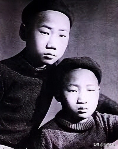 1949年毛岸青到毛主席身边，警卫问他：*青江**妈妈好吗？其作何回答