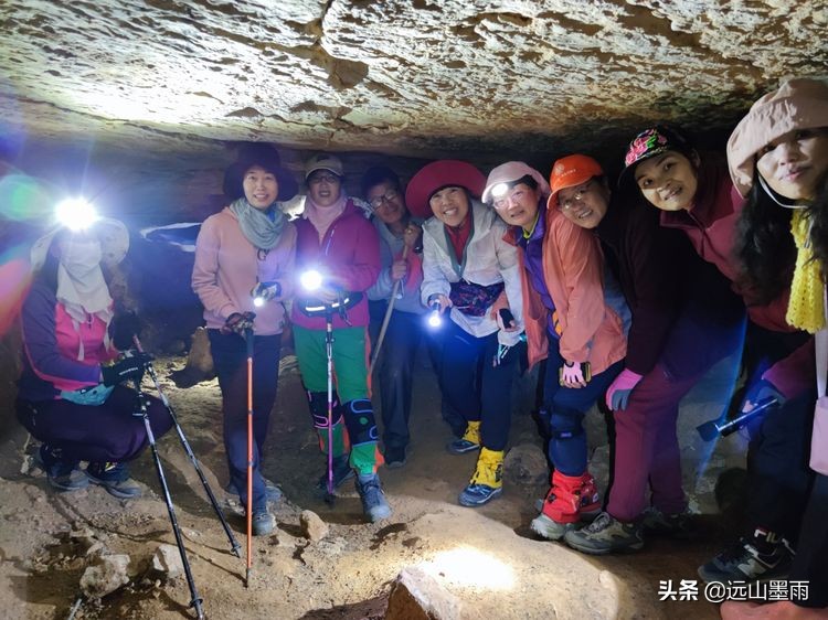 逛天坑、探叮呤当啷洞，去昆明安宁徒步，总有很多惊喜