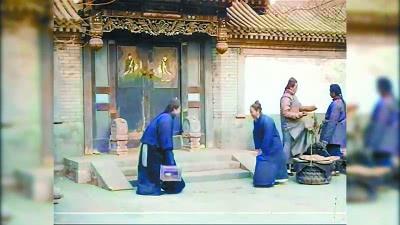 东北中年大叔聊天,东北80多岁老头唠嗑视频