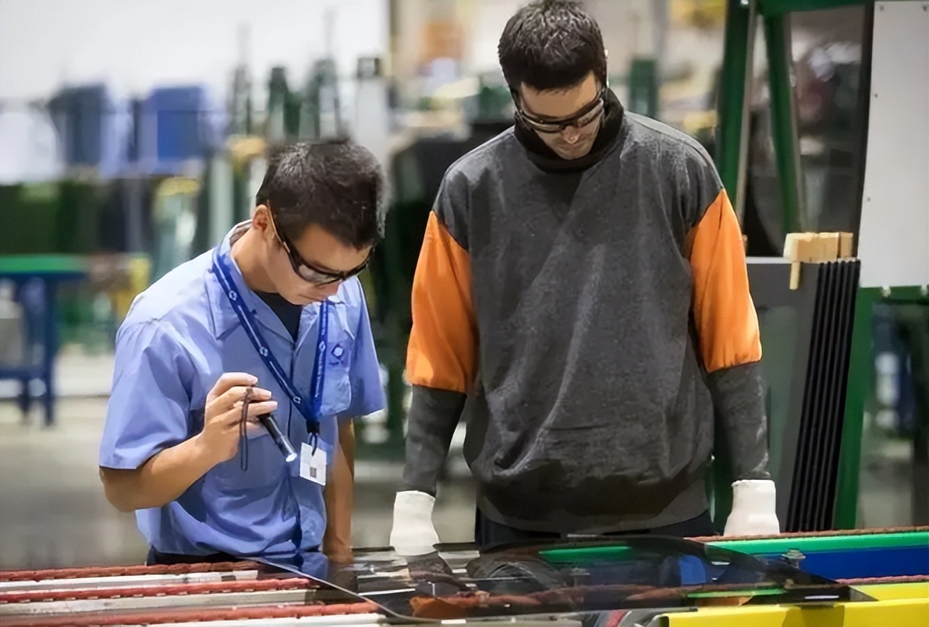曹德旺捐100多亿给员工涨工资了吗,曹德旺给员工捐多少钱