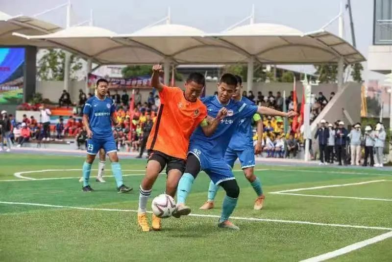 市第四高级中学足球比赛,初中足球赛夺冠