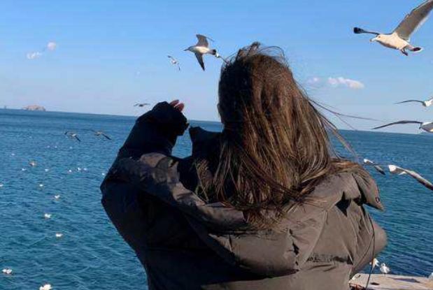 好好赚钱用心生活并没有错,好好赚钱吧过自己想要的生活