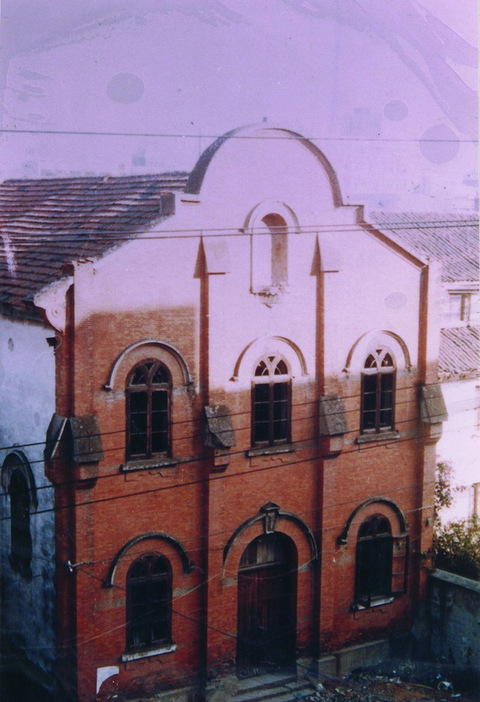 从明德中学到火车站坐几路公交车,从明德女中到嘉兴三中