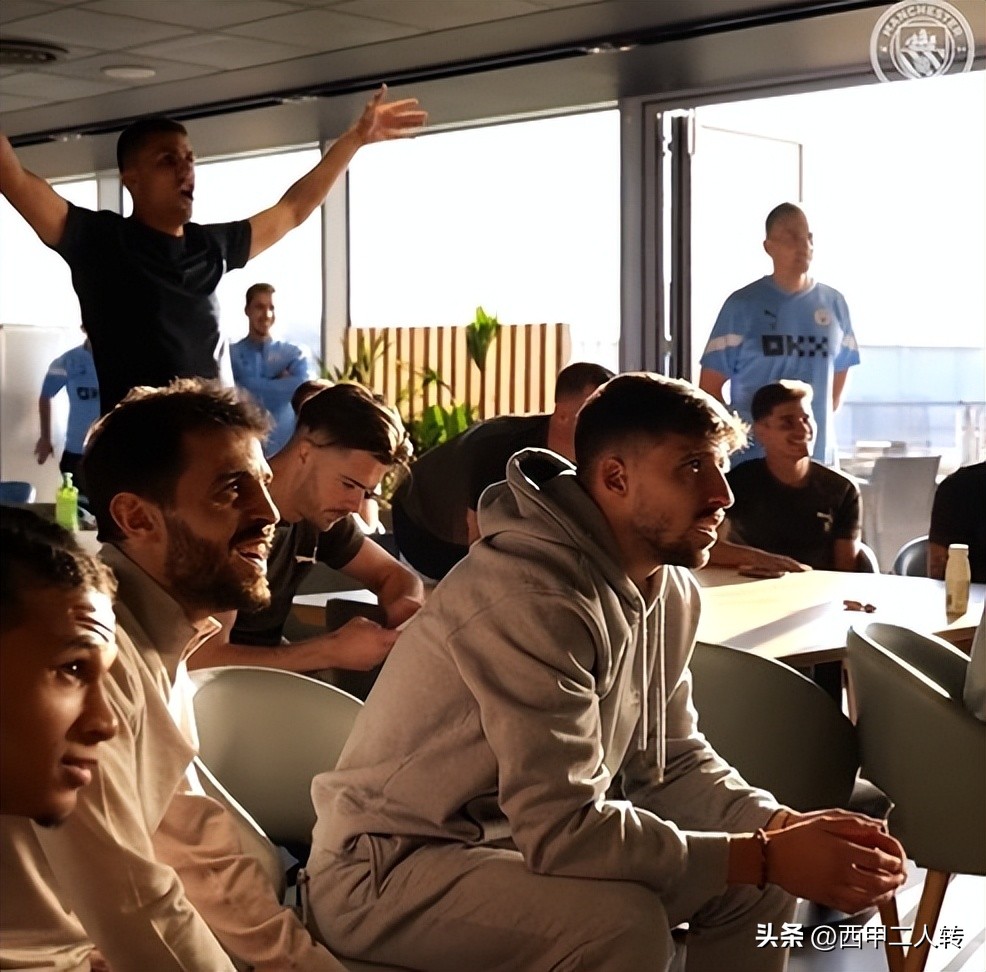 曼城大胜重回榜首阿森纳压力巨大,曼城赛程紧密让阿森纳夺冠