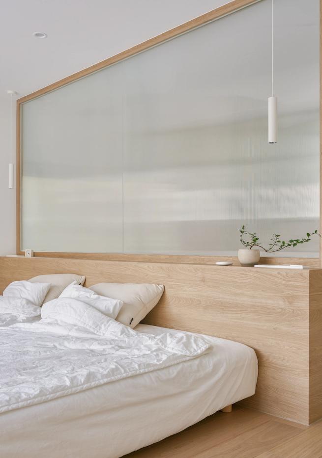 一家六口住390平方的别墅,一家6口住在40平米的房子