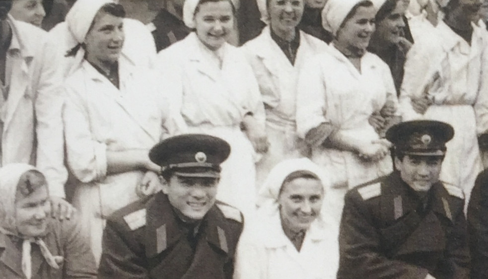 八一民宿名字,八一足球