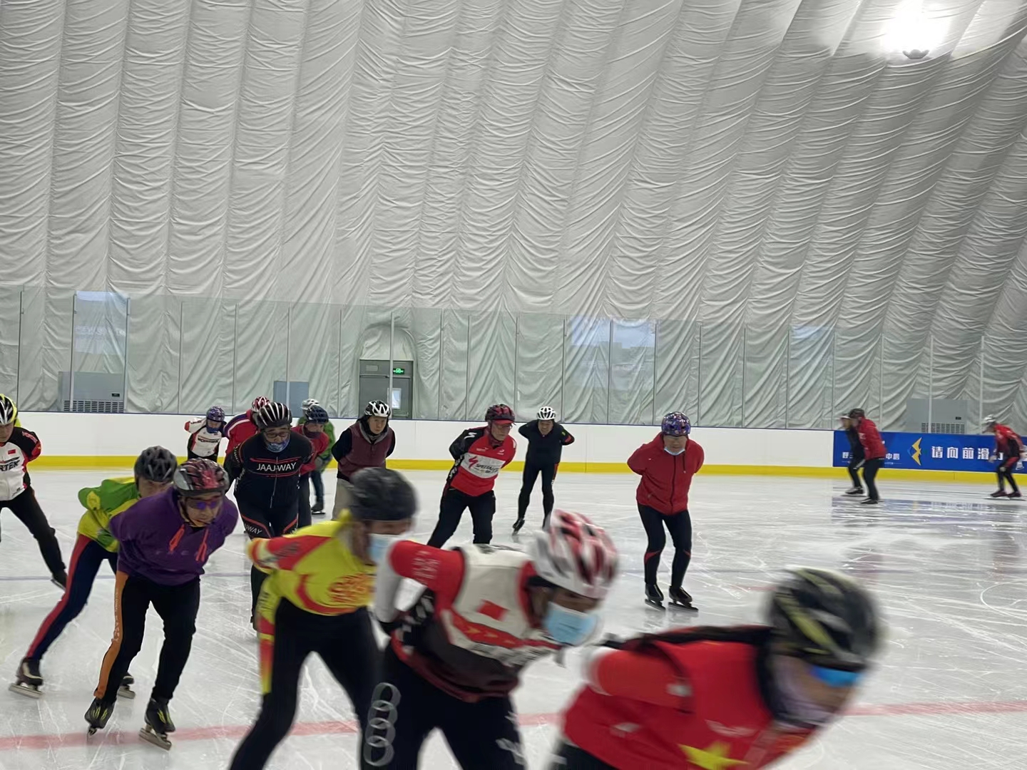 哈尔滨气膜滑冰馆面积,哈尔滨气膜馆附近规划