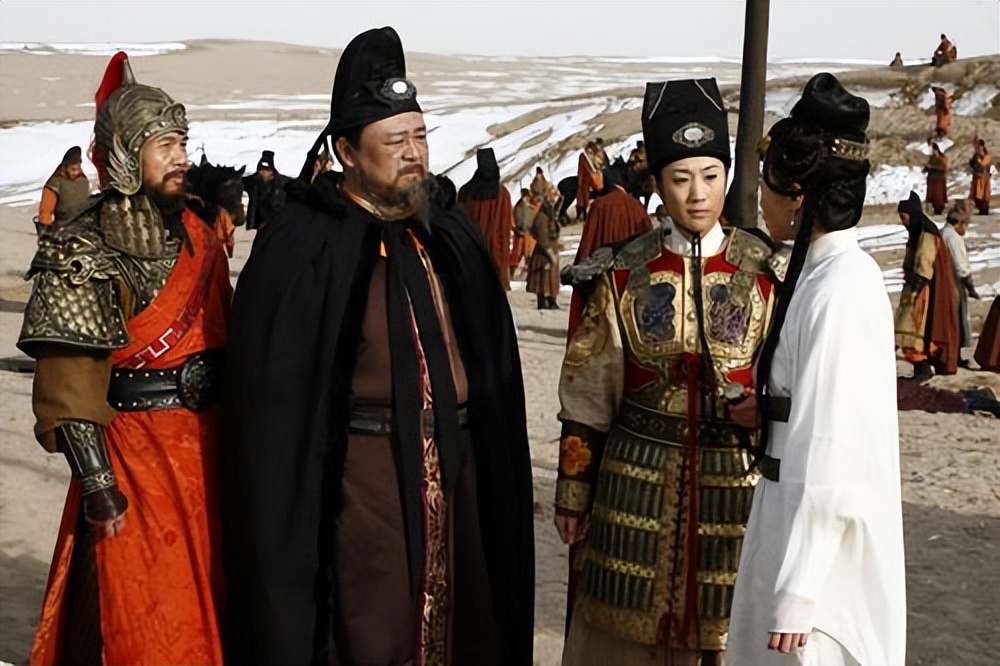 神探狄仁杰巨大马蹄印破案,神探狄仁杰狄公寻找失踪银匠