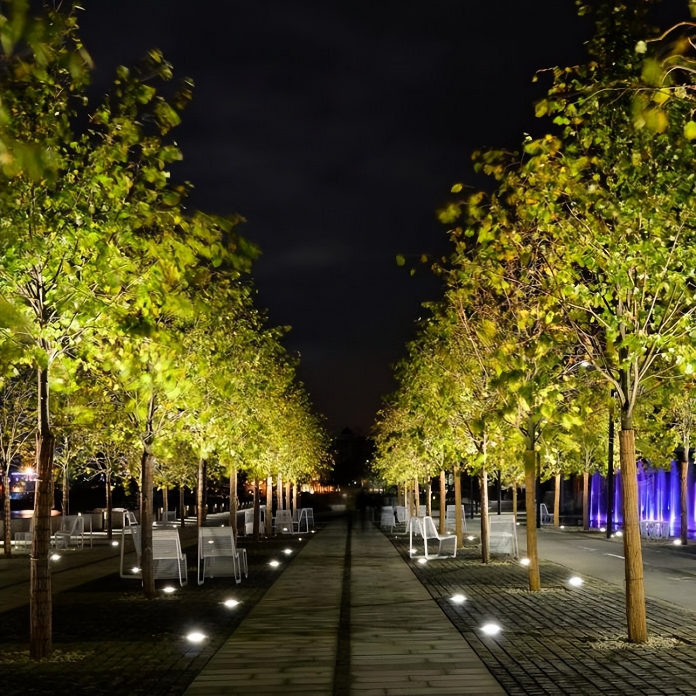 景观灯具布局要点,怎样布置庭院景观灯