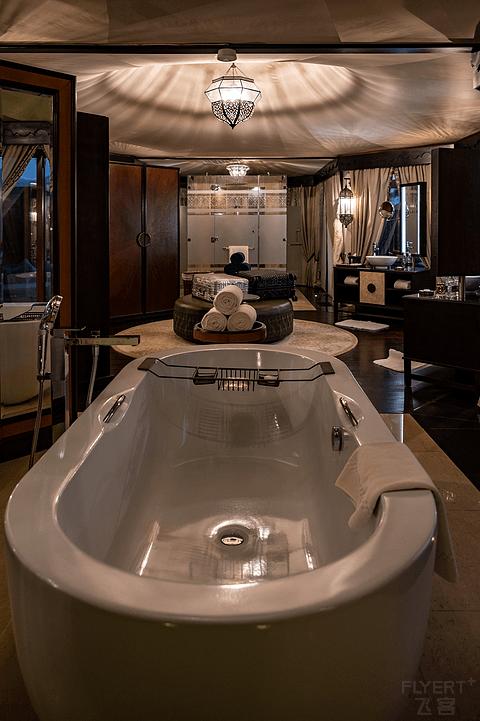 哈伊马角利兹卡尔顿,哈伊马角沙漠丽思卡尔顿酒店