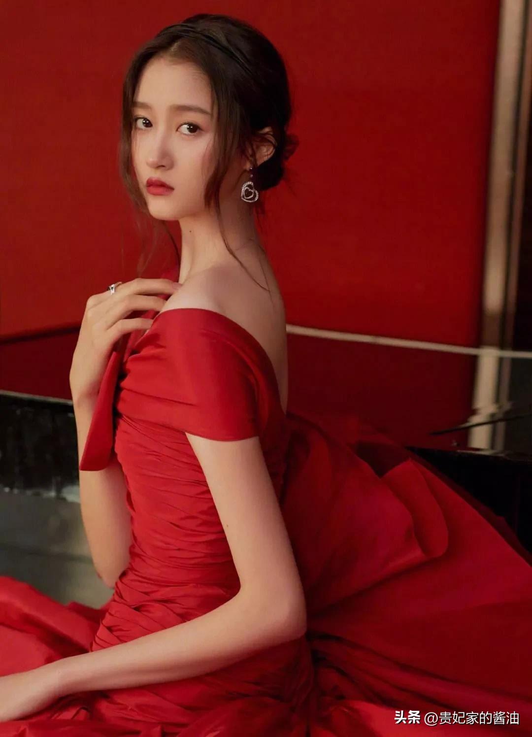 关晓彤个人资料1997年属相,关晓彤1997年9月17日出生