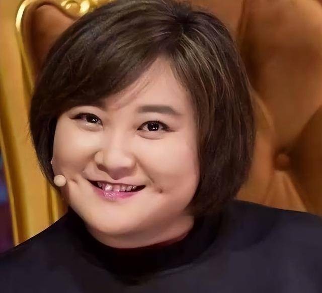 贾玲减肥前后的对比照片,贾玲减肥近照曝光