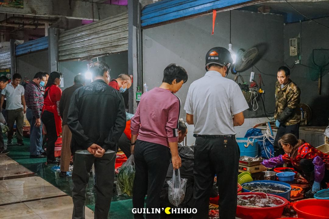 逛桂林早市,桂林最便宜的早市在哪