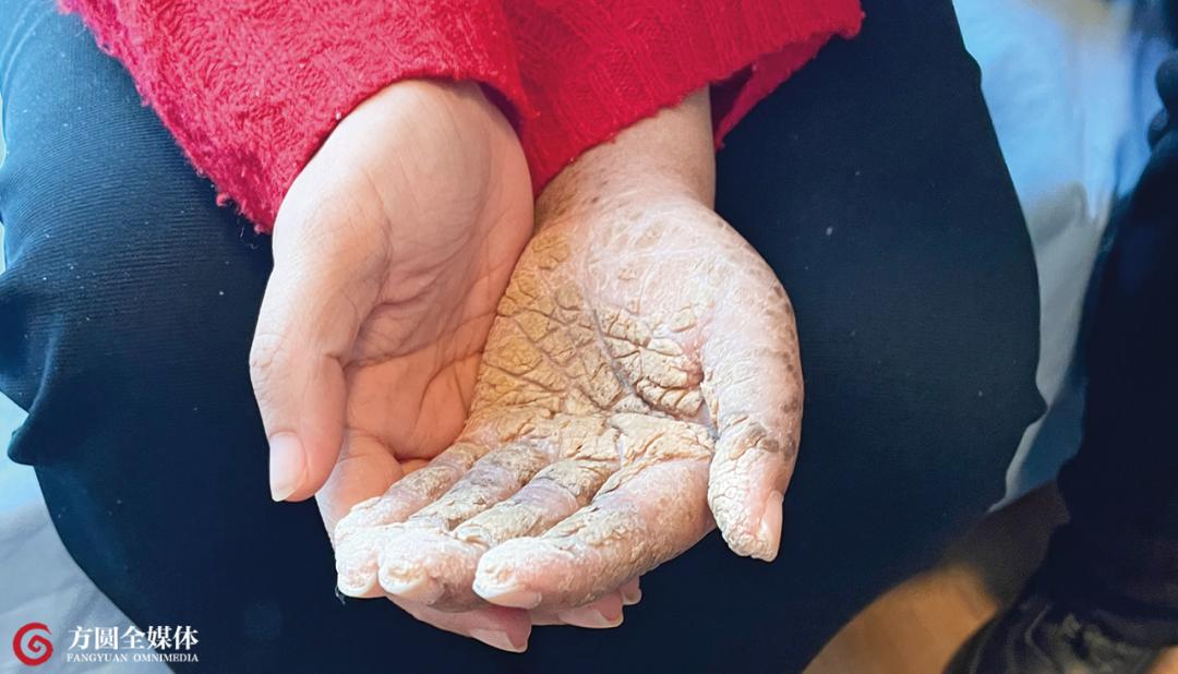 女子深夜遭男子当街施暴后续,被丈夫当众家暴