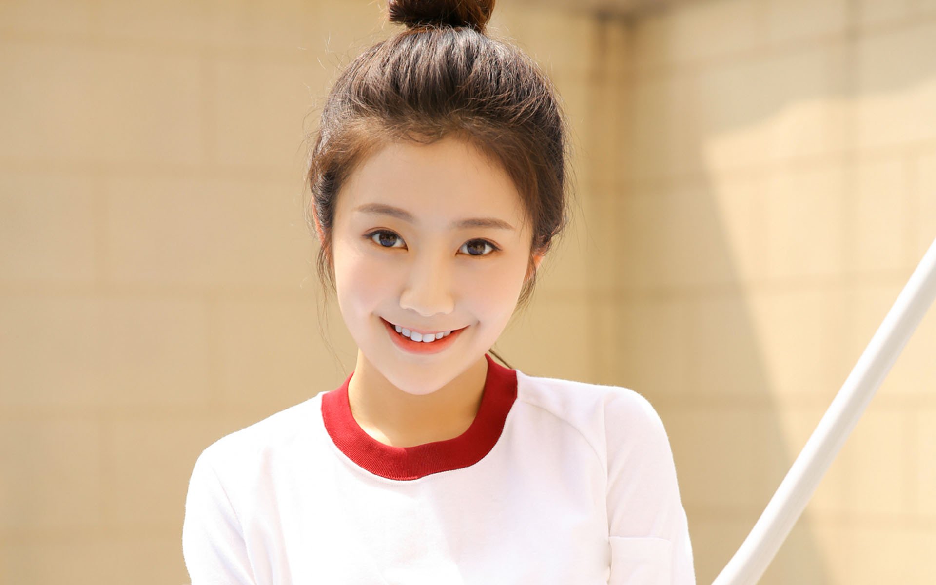 找女朋友聊天开头怎么找比较幽默,主动找女生聊天的幽默开头