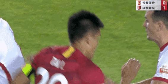 中超保级关键战大连人2-1逆转青岛,大连中超决赛最新战况