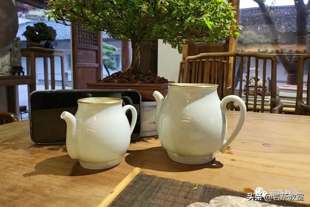 赏瓷观窑公道杯器型 (赏瓷观窑十二花神杯)