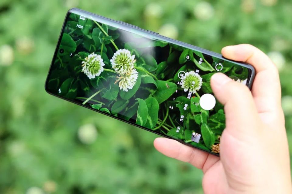 小米13ultra16+512拍照实测,2k直屏ip68防水144hz