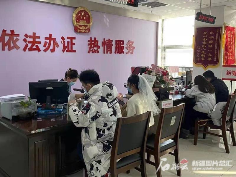 新疆最有仪式感的领证,乌鲁木齐领证