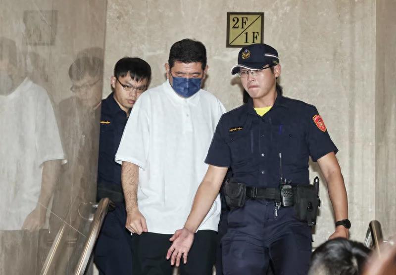 被揭露的恶行,恶行曝光