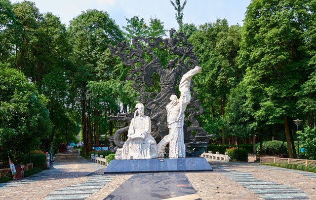 称赞杜甫的人,杜甫形容自己才华