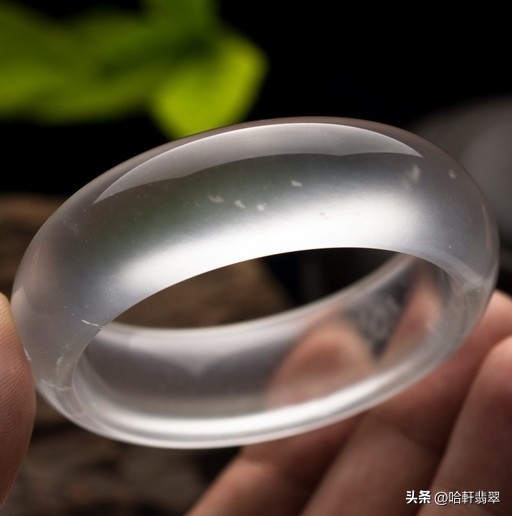 水沫玉会成为翡翠吗,水沫玉能形成翡翠吗