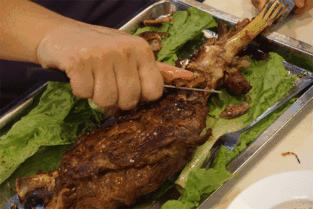 中国吃羊的视频,中国饮食行业三巨头