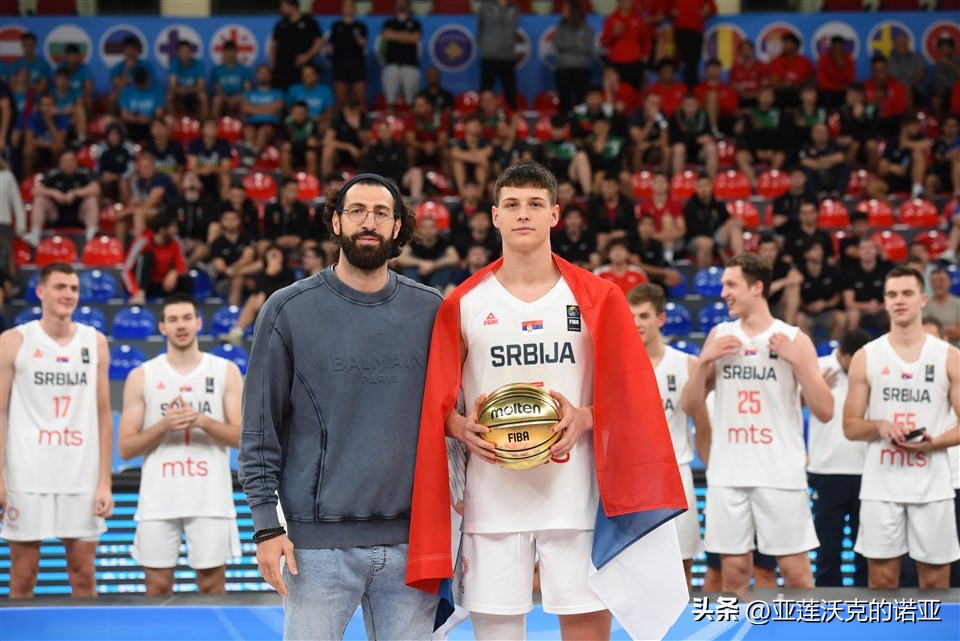 西班牙获得男篮世界杯冠军,努涅斯入选世界杯大名单