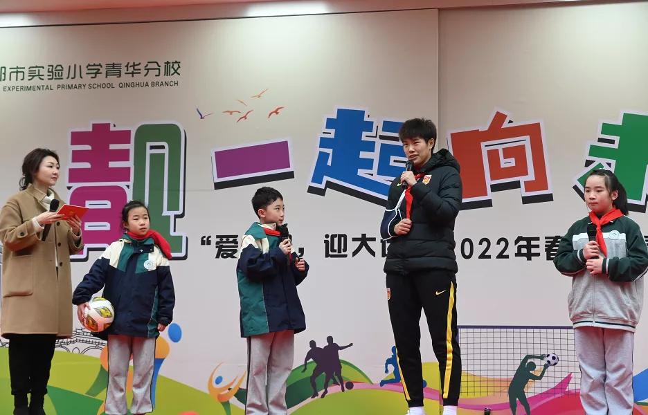 开学啦听听新生的感受,开学了看一下宿舍的环境