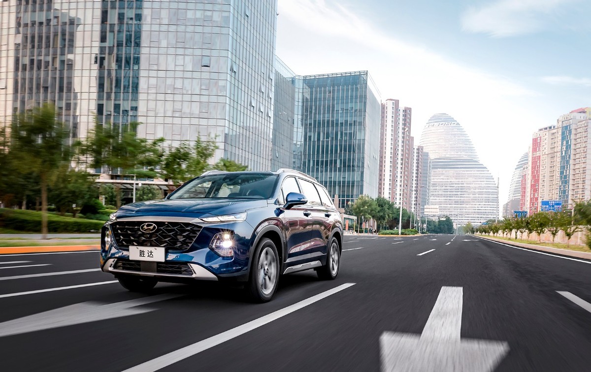 旅行家胜达进取版落地价格,北京现代胜达旅行家现在优惠多少