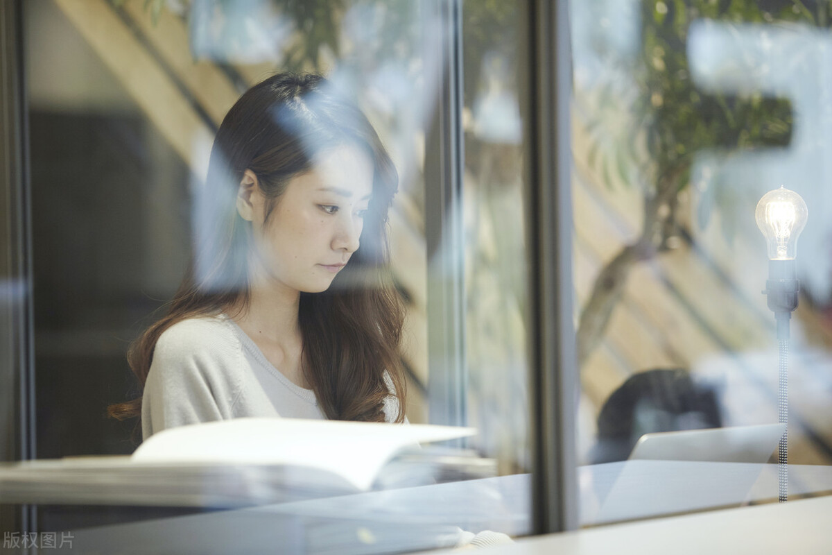 女生最吃香的十大研究生专业,女生最吃香的十大设计专业