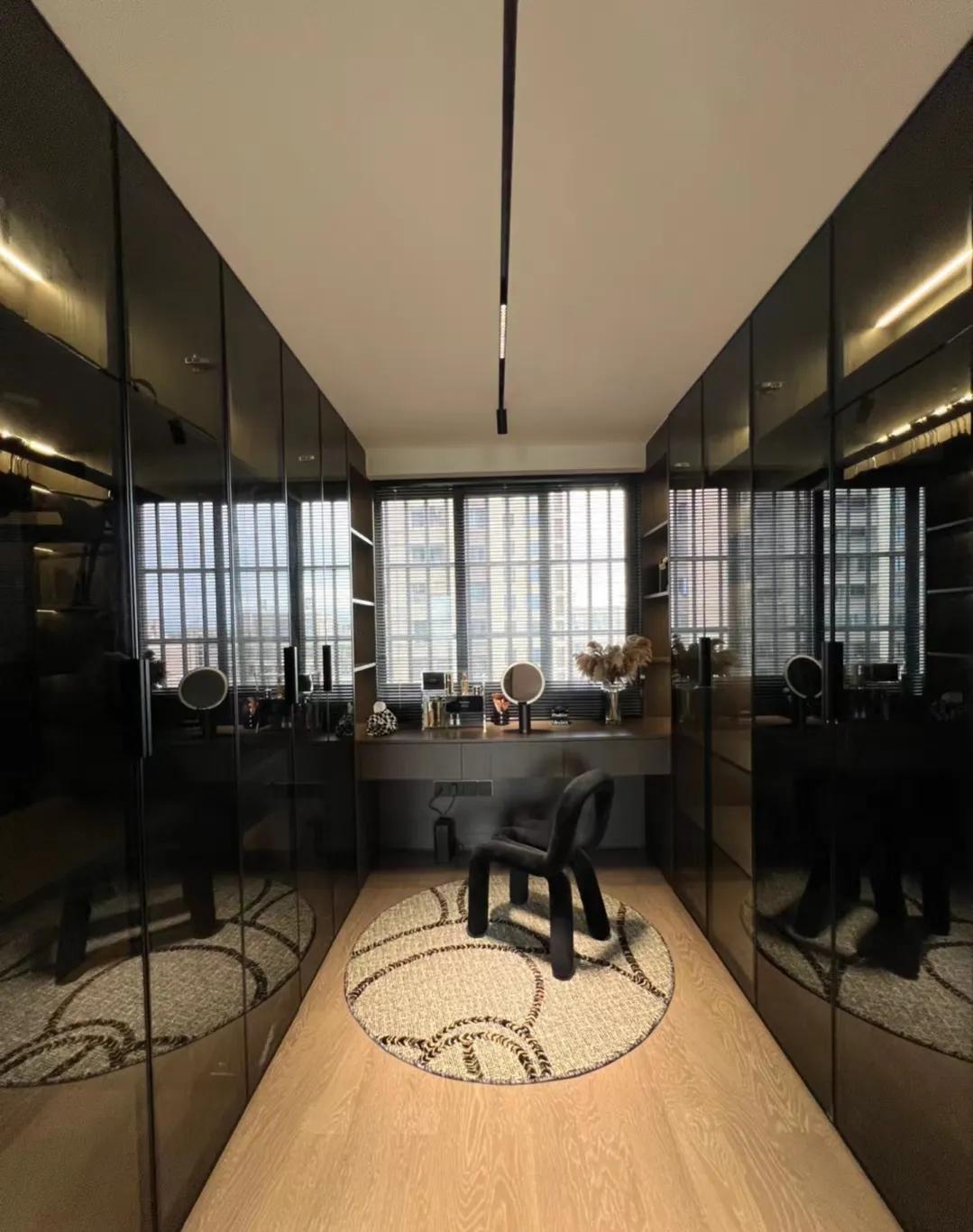 美女晒自家的豪宅装修,安徽女生的房间装修