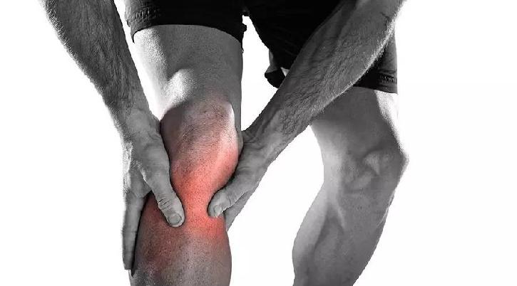 风湿类风湿冬天发病的痛苦情形,风湿病是冬天治还是夏天治好