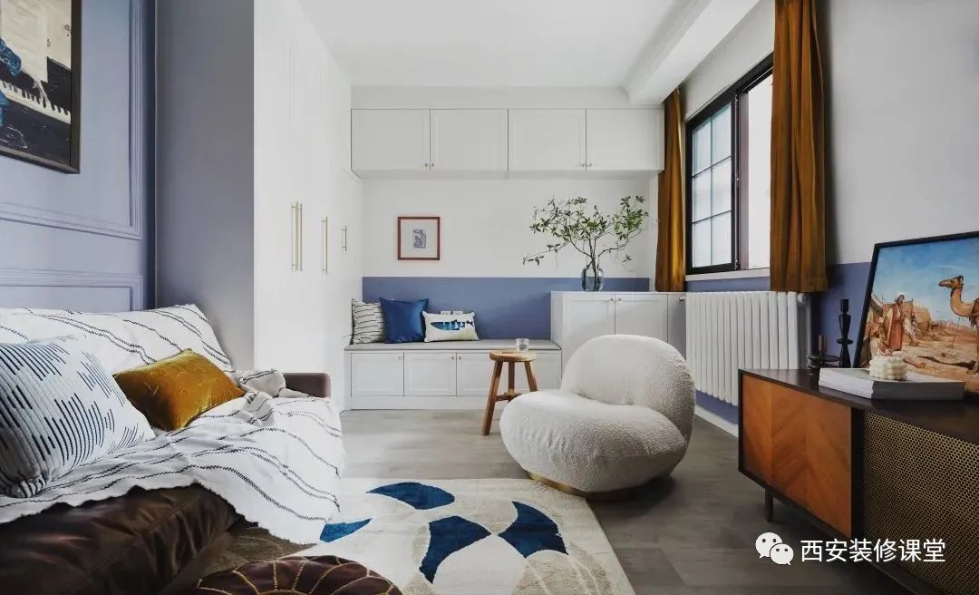 客厅窗户不是落地的怎么装好看,客厅东窗户适合什么窗帘