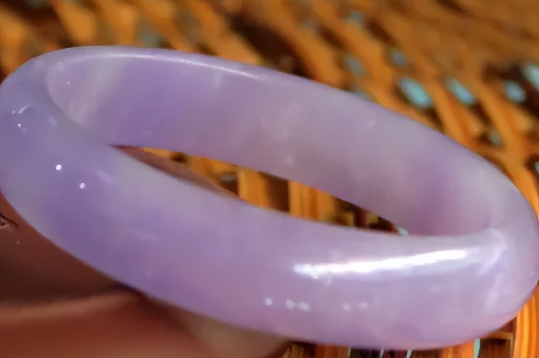 紫色翡翠手镯,紫色翡翠属于什么档次