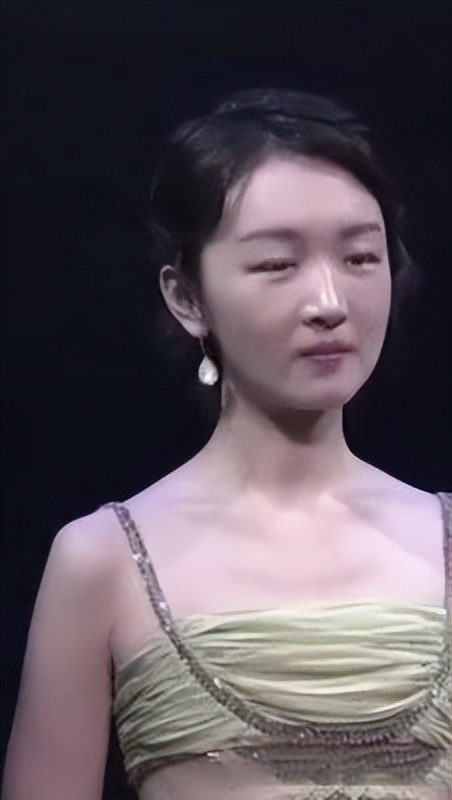 斯琴高娃袁立海清模仿秀,袁立斯琴高娃海清