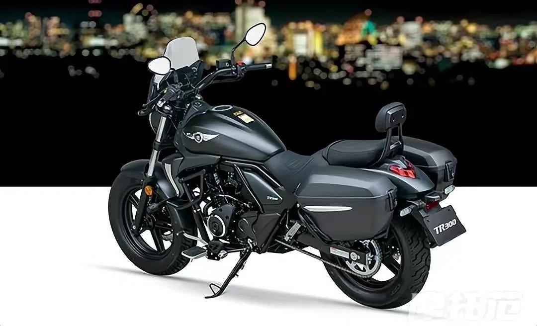 豪爵TR300,旅行巡航太子,质量品控NO1,它在你的预算里吗?