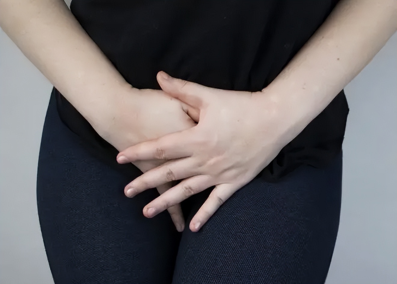 女人喝酸奶有异味,女性有酸奶味