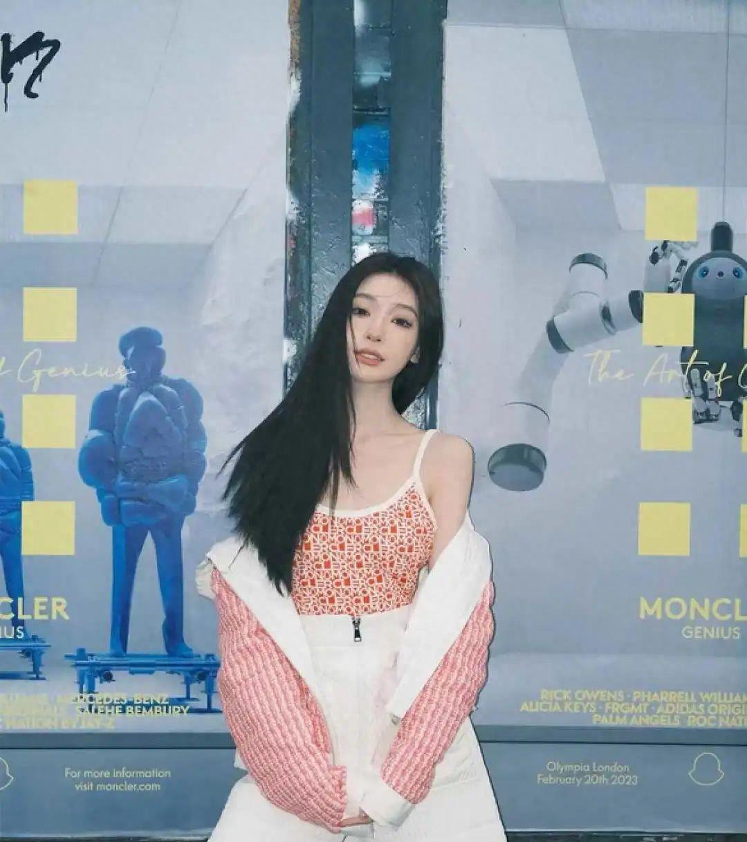 街上穿瑜伽裤还不够，为什么女生穿泳衣走来走去？