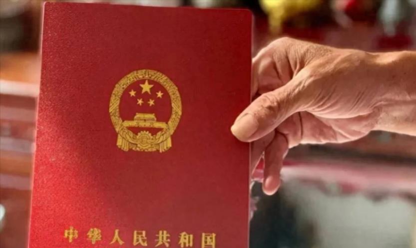 70万房贷30年每年还多少,70万房贷30年利息多少合适