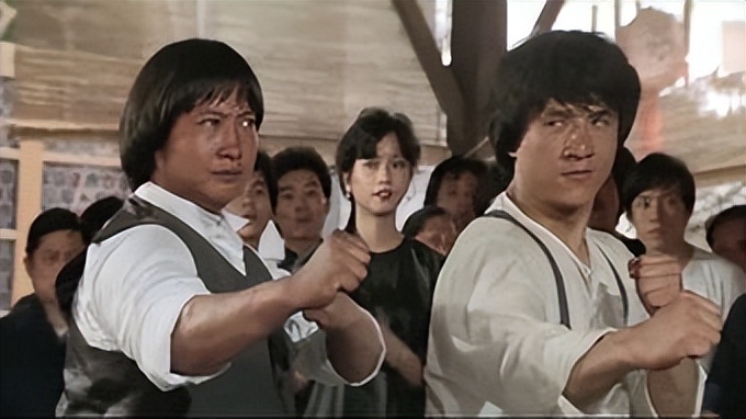 成龙为什么不敢惹洪金宝,成龙的大哥洪金宝